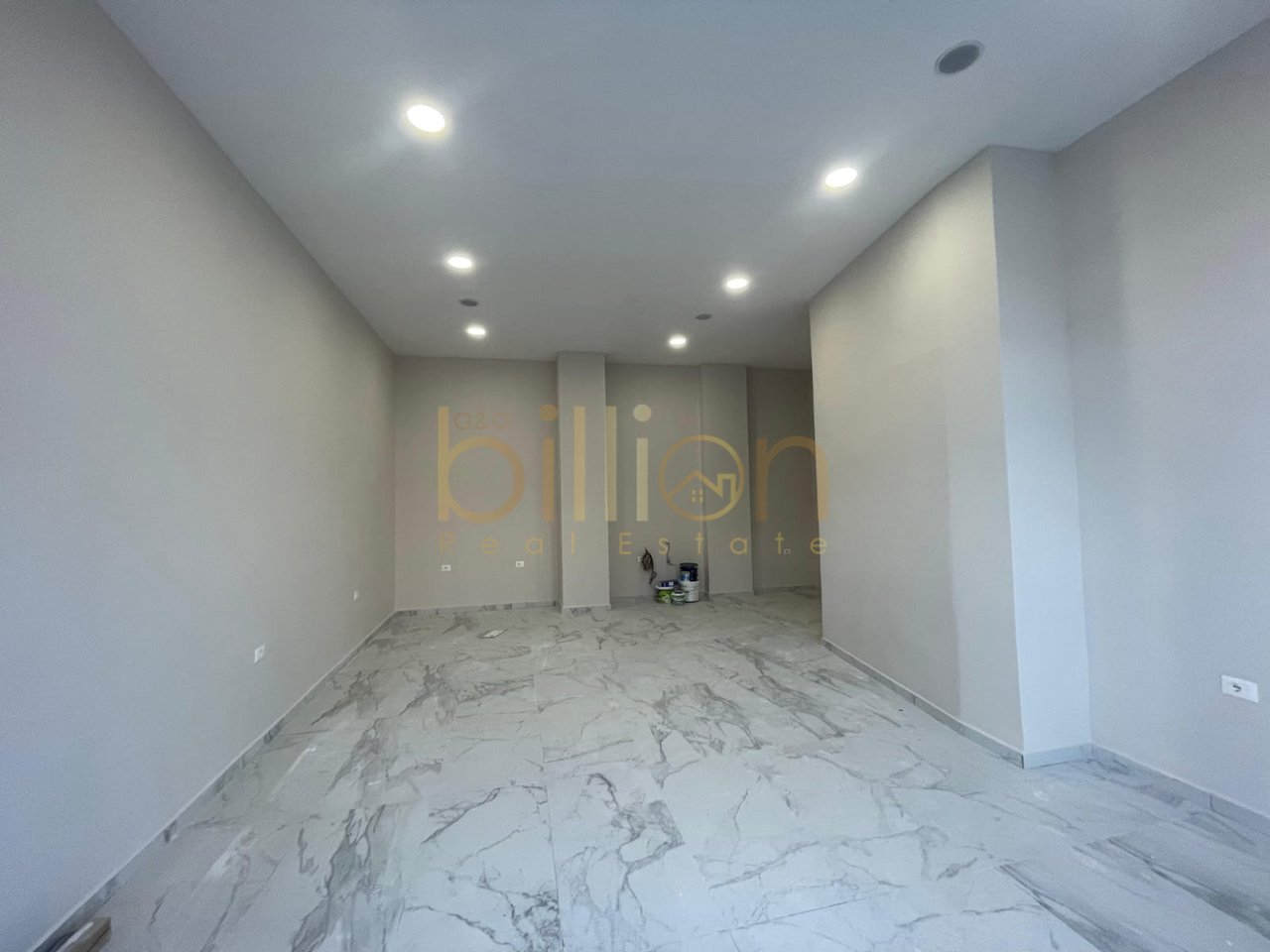 JEPET AMBJENT BIZNESI ME QIRA NE LAPRAKE!