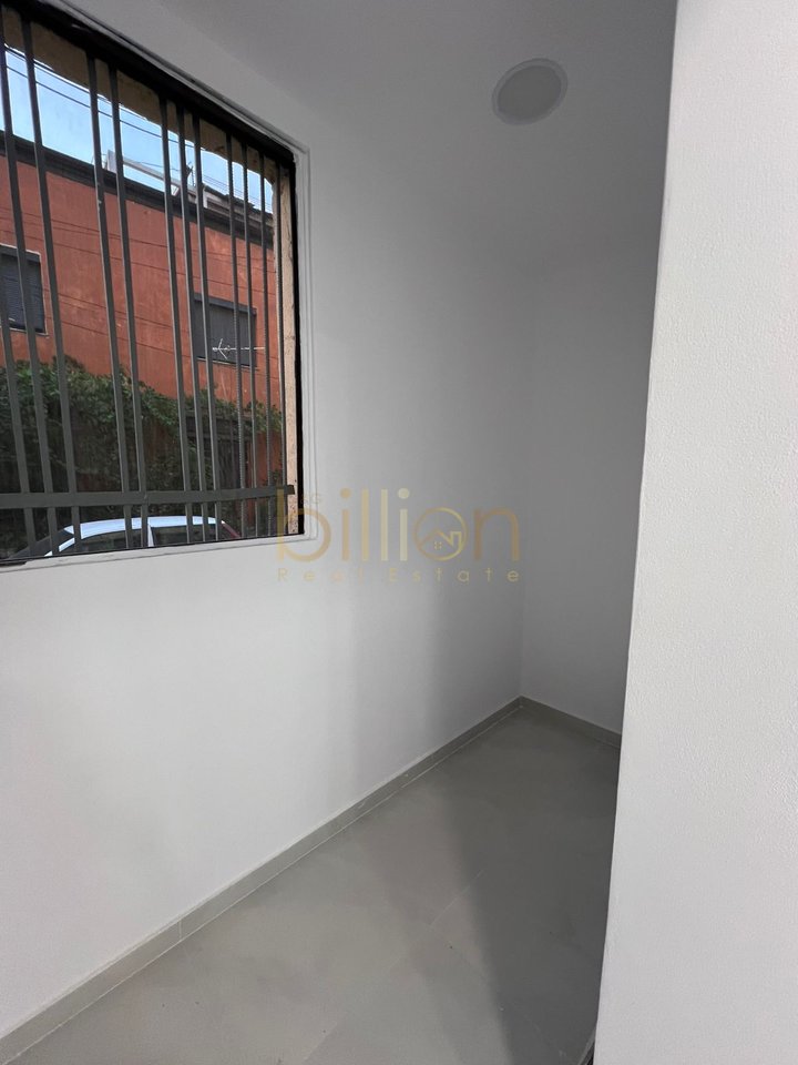 BUSINESS PREMISES FOR RENT AT 21 DHJETORI