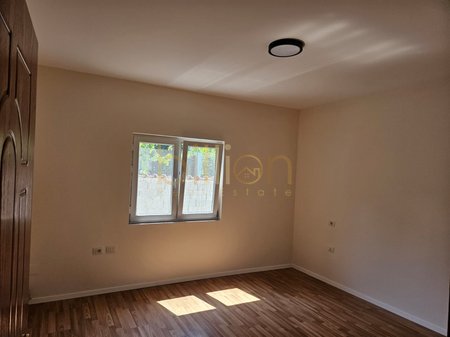 JEPET ME QIRA APARTAMENT 2+1+VEND PARKIMI,LAPRAKE
