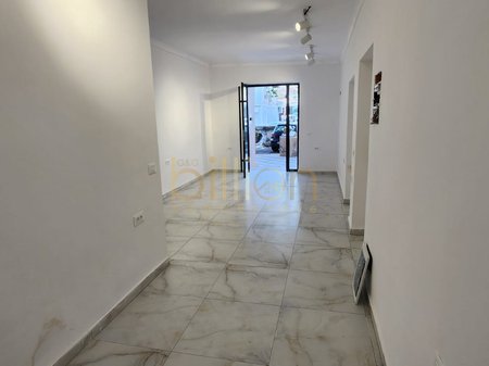 LOCALE COMMERCIALE IN AFFITTO, XHAMLLIKU