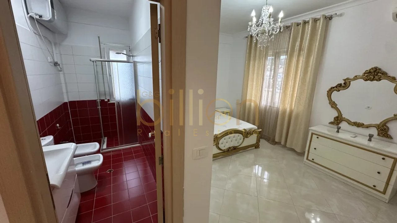 SHITET,APARTAMENT 3+1+VERANDE,PAS CASA ITALIA,PRANE SHKOLLES ERNEST KOLIQI