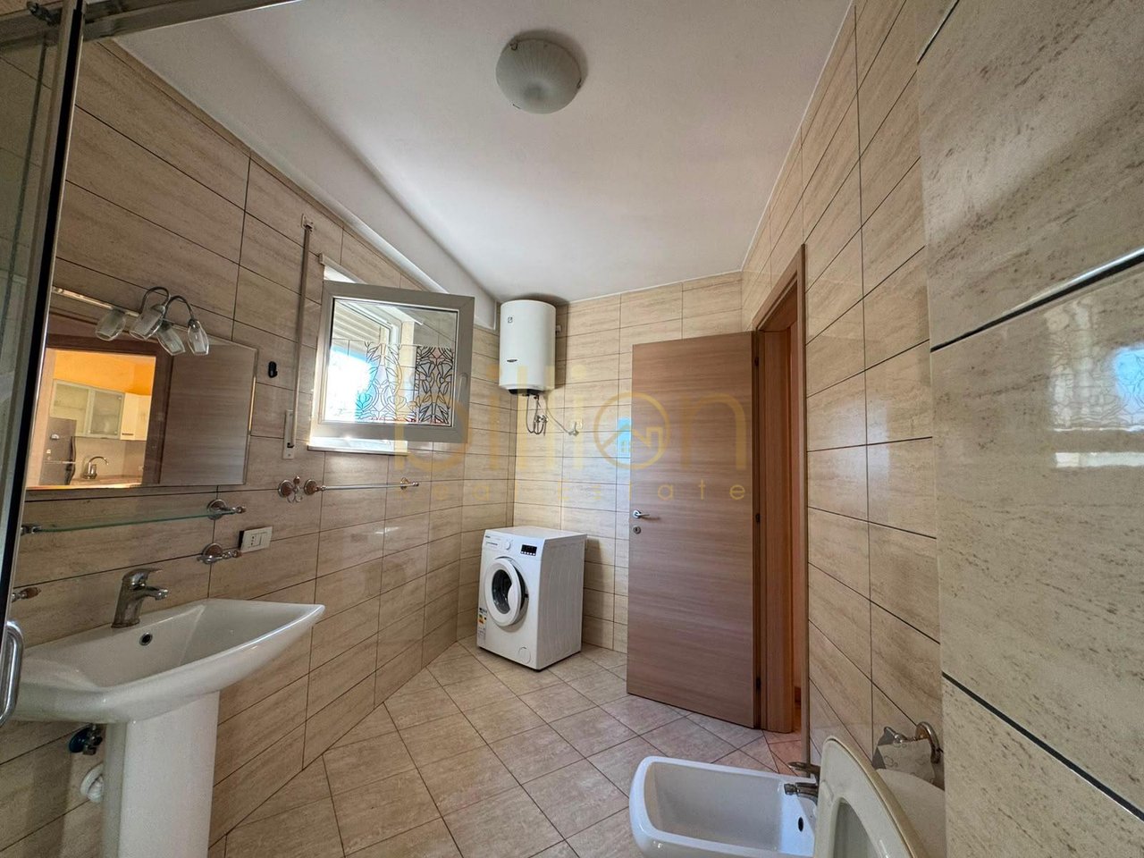 JEPET ME QIRA APARTAMENT 1+1 TEK ATSH