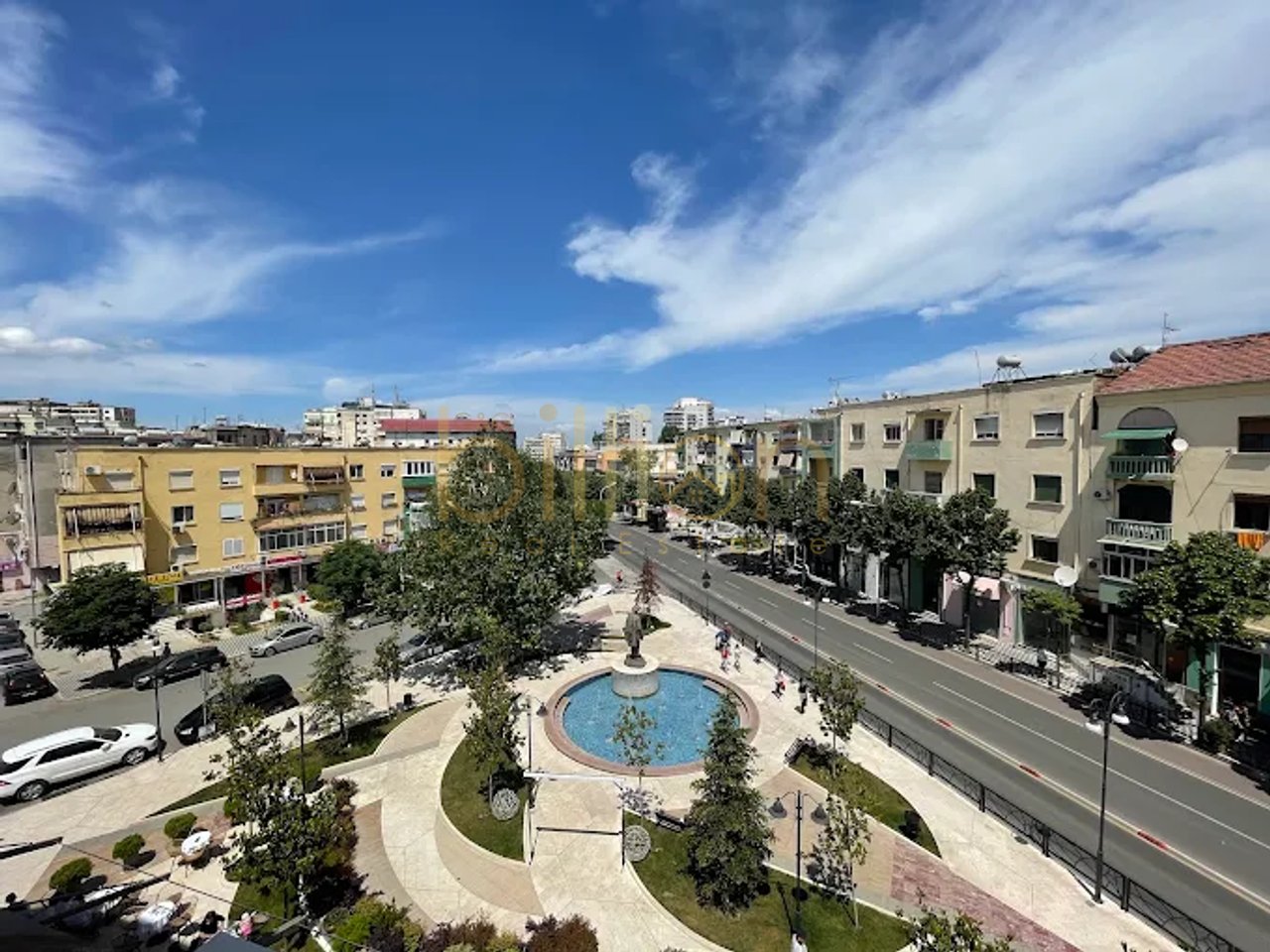 SHITET APARTAMENT 2+1 NË RRUGËN E DURRËSIT