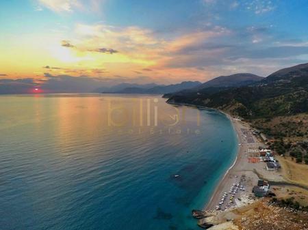 SHITET TOKË NË LUKOVË – PIQERAS, VIJË E PARË ME DETIN