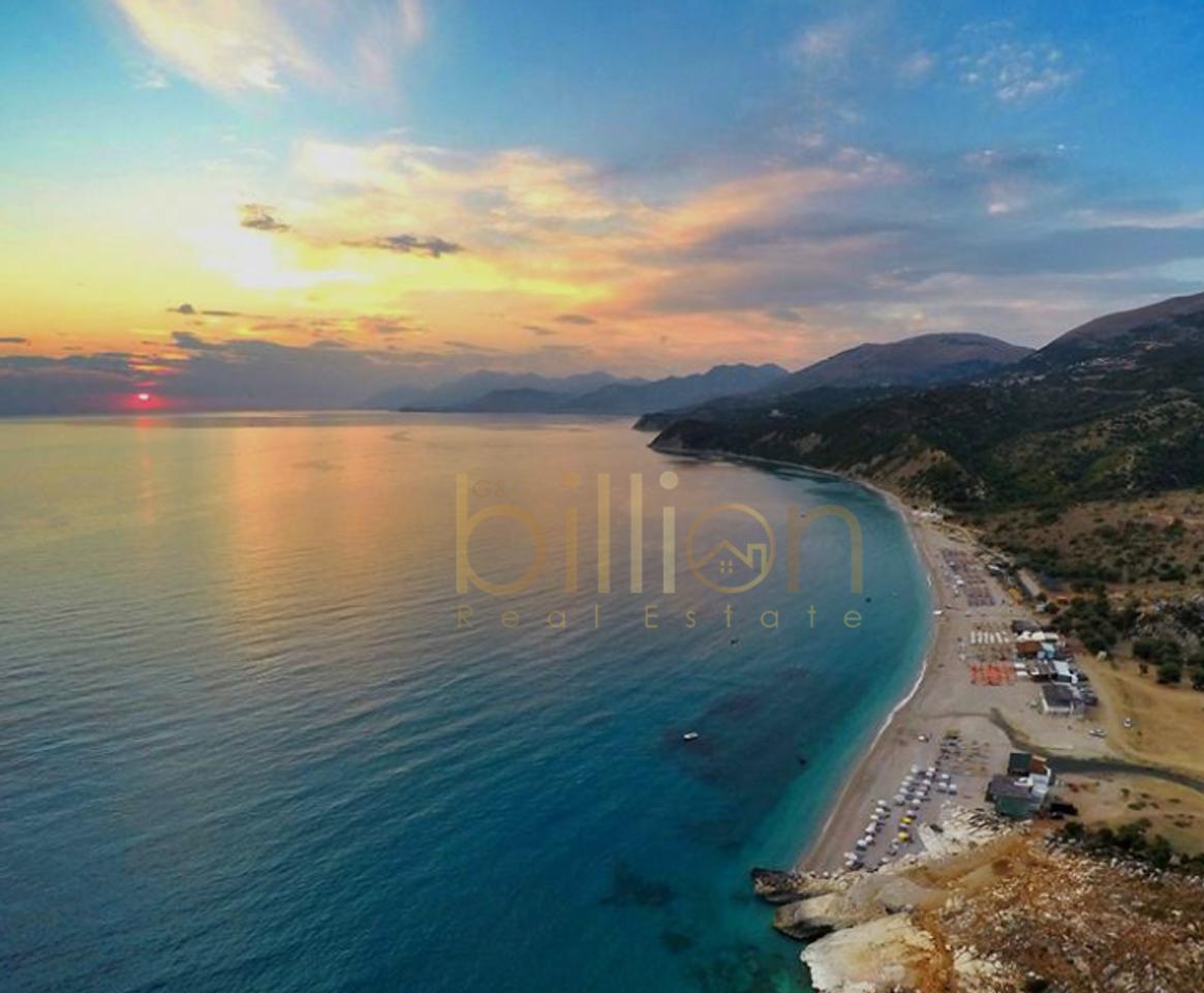 SHITET TOKË NË LUKOVË – PIQERAS, VIJË E PARË ME DETIN