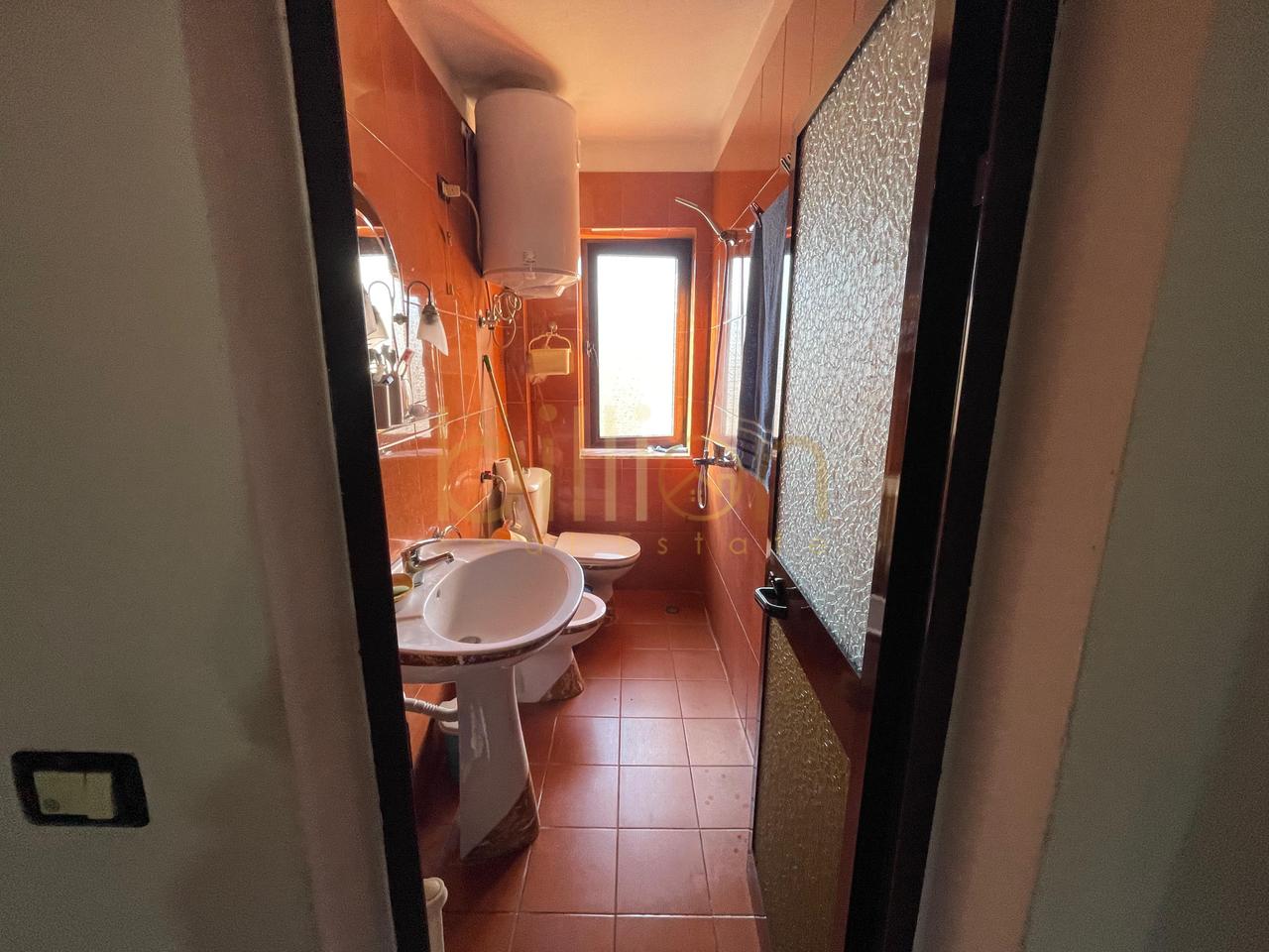 SHITET APARTAMENT 2+1 NE UNAZE TE VOGEL