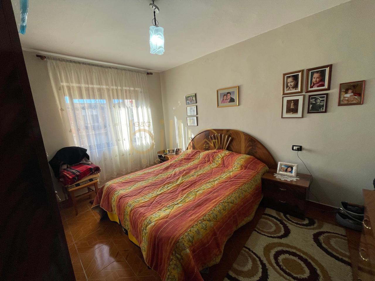 SHITET APARTAMENT 2+1 NE UNAZE TE VOGEL