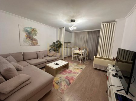 VENDESI APPARTAMENTO 2+1 A KINOSTUDIO