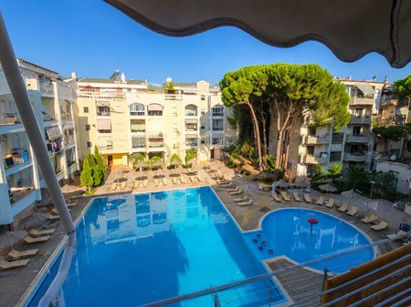 SHITET APARTAMENT 1+1 – KOMPLEKSI KALTËRSIA, MALI I ROBIT, GOLEM