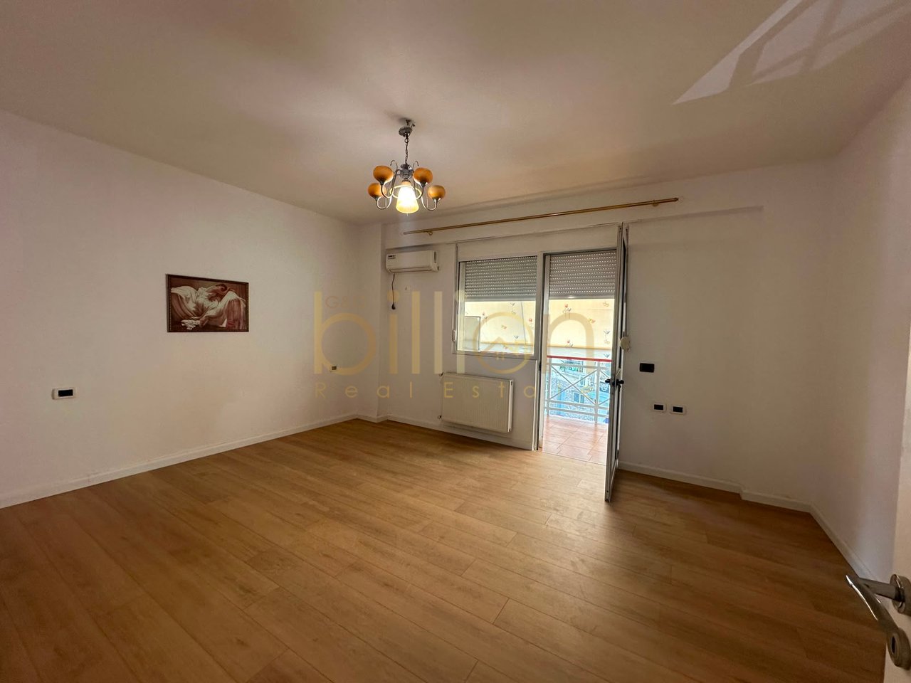 AFFITTO APPARTAMENTO 2+1+1 PER UFFICIO,GUARDIA,BLLOK