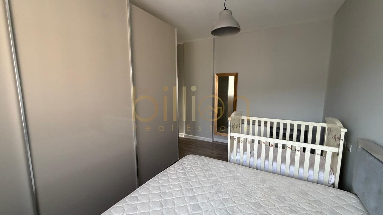 APARTAMENT 2+1 ME QIRA TEK LIQENI I THATE