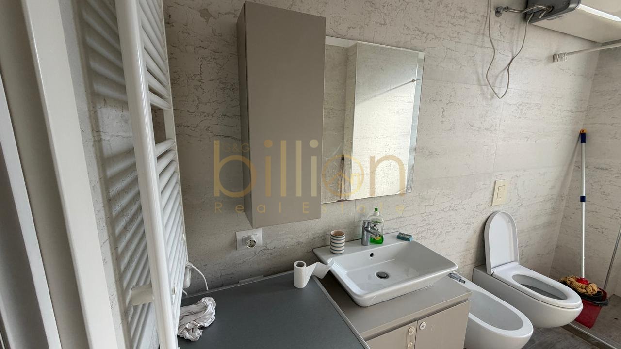 APARTAMENT 2+1 ME QIRA TEK LIQENI I THATE