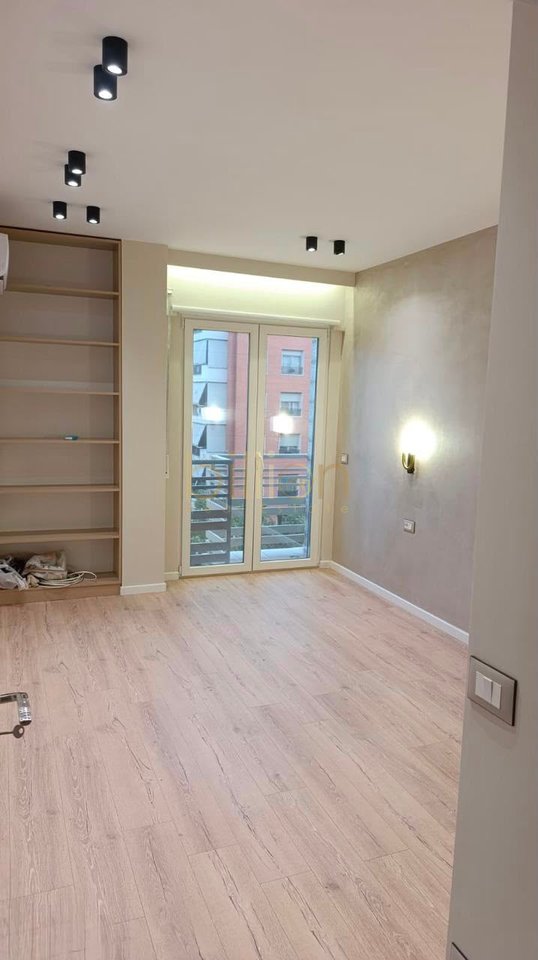 JEPET ME QERA APARTAMENT 1+1 – PËRBALLË DELIJORGJIT