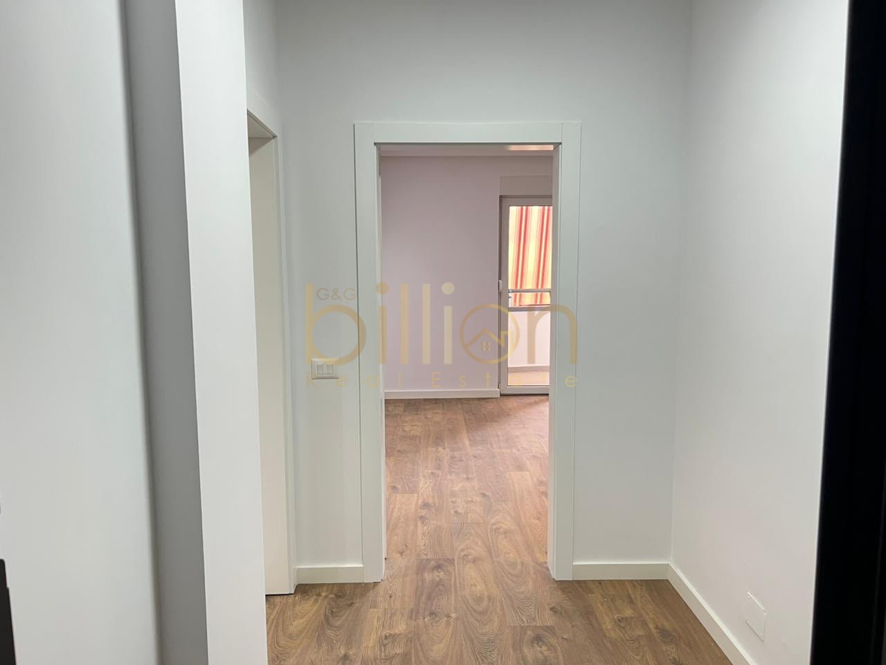 AFFITTASI APPARTAMENTO 1+1 – PRESSO AIR ALBANIA