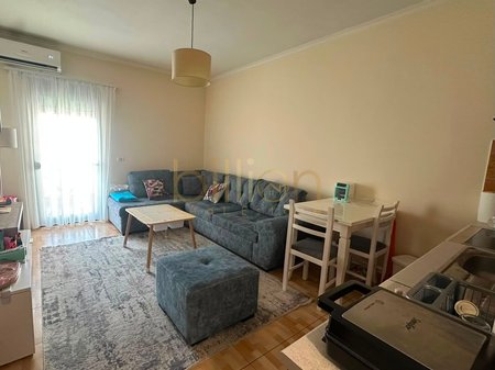 APARTAMENT 1+1 ME QIRA 470€ NE MINE PEZA