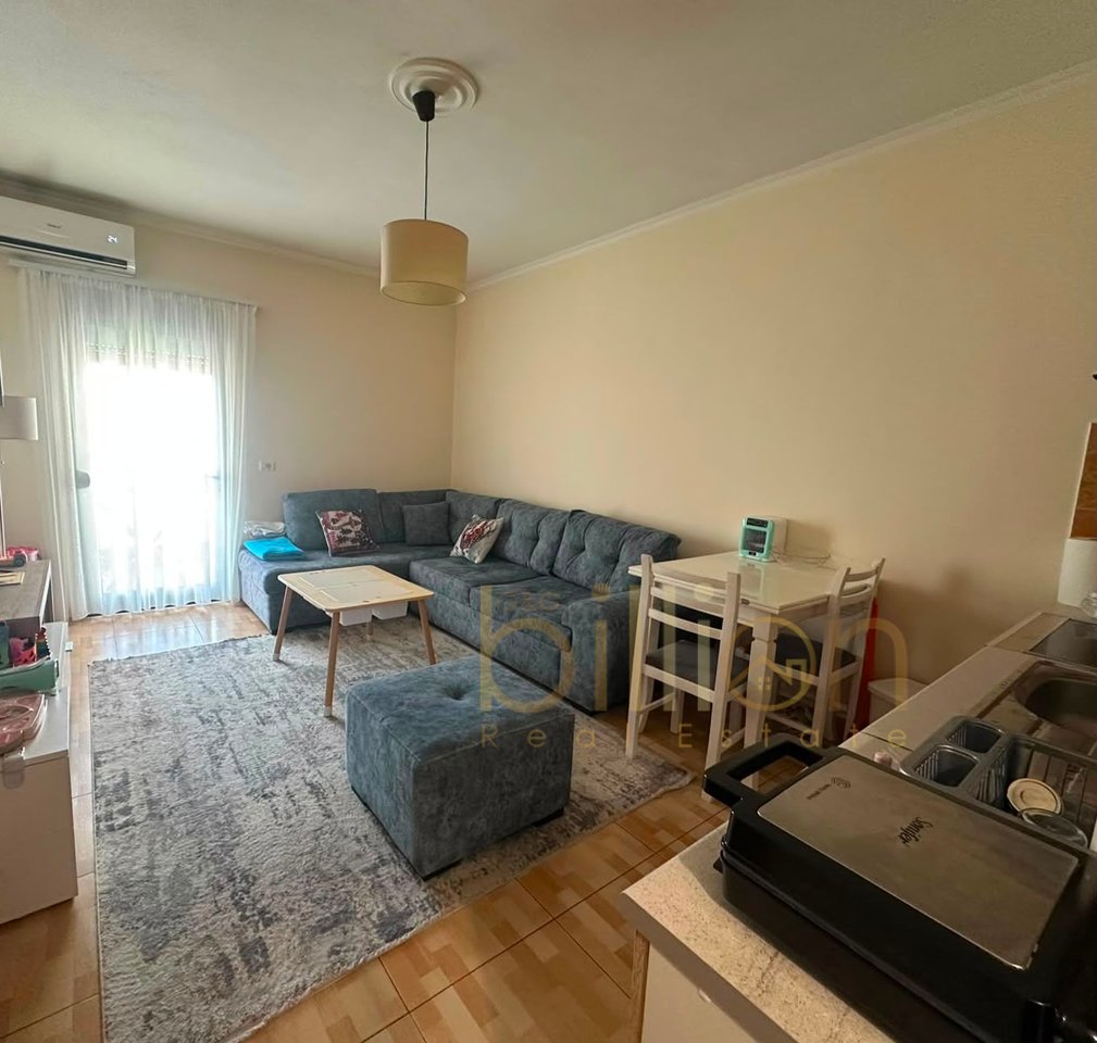 APARTAMENT 1+1 ME QIRA 470€ NE MINE PEZA