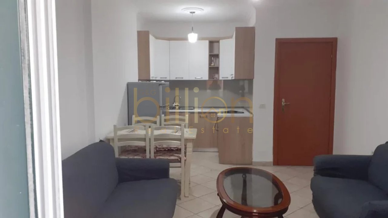 JEPET ME QIRA APARTAMENT 1+1 – PRANË PALLATEVE ÇABEJ, YZBERISHT