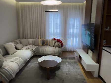 SHITET PENTHOUSE – RRUGA 5 MAJI