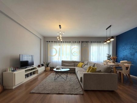 AFFITTASI DUPLEX – KODRA E DIELLIT