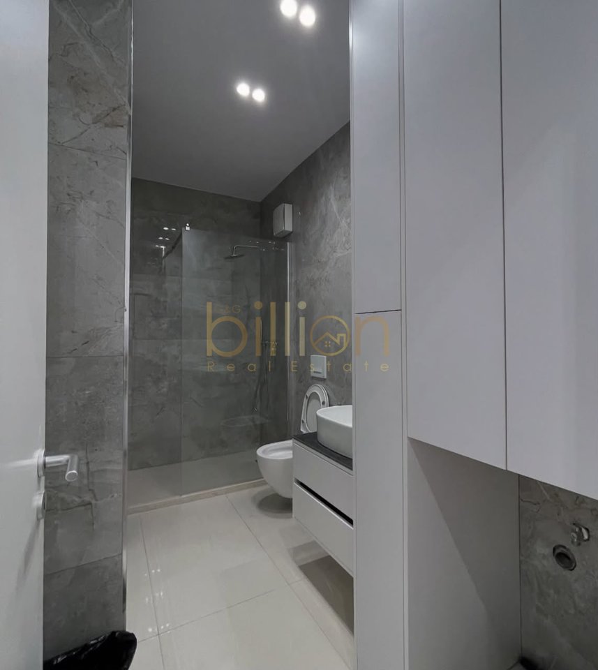 JEPET ME QIRA,APARTAMENT 2+1 ,ZOGU I ZI