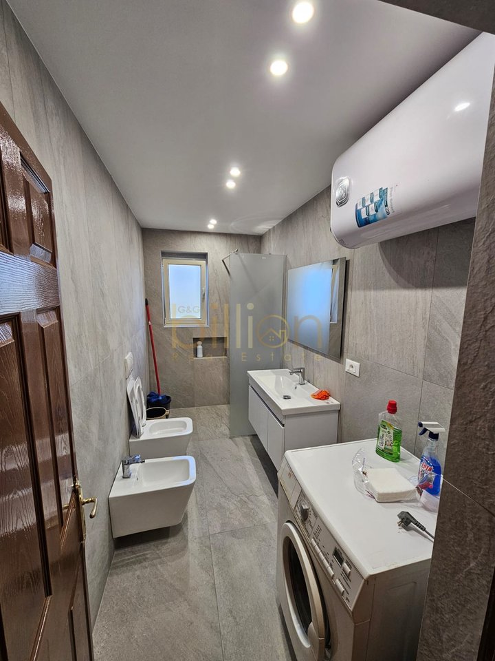 JEPET ME QIRA APARTAMENT 2+1 – OXHAKU