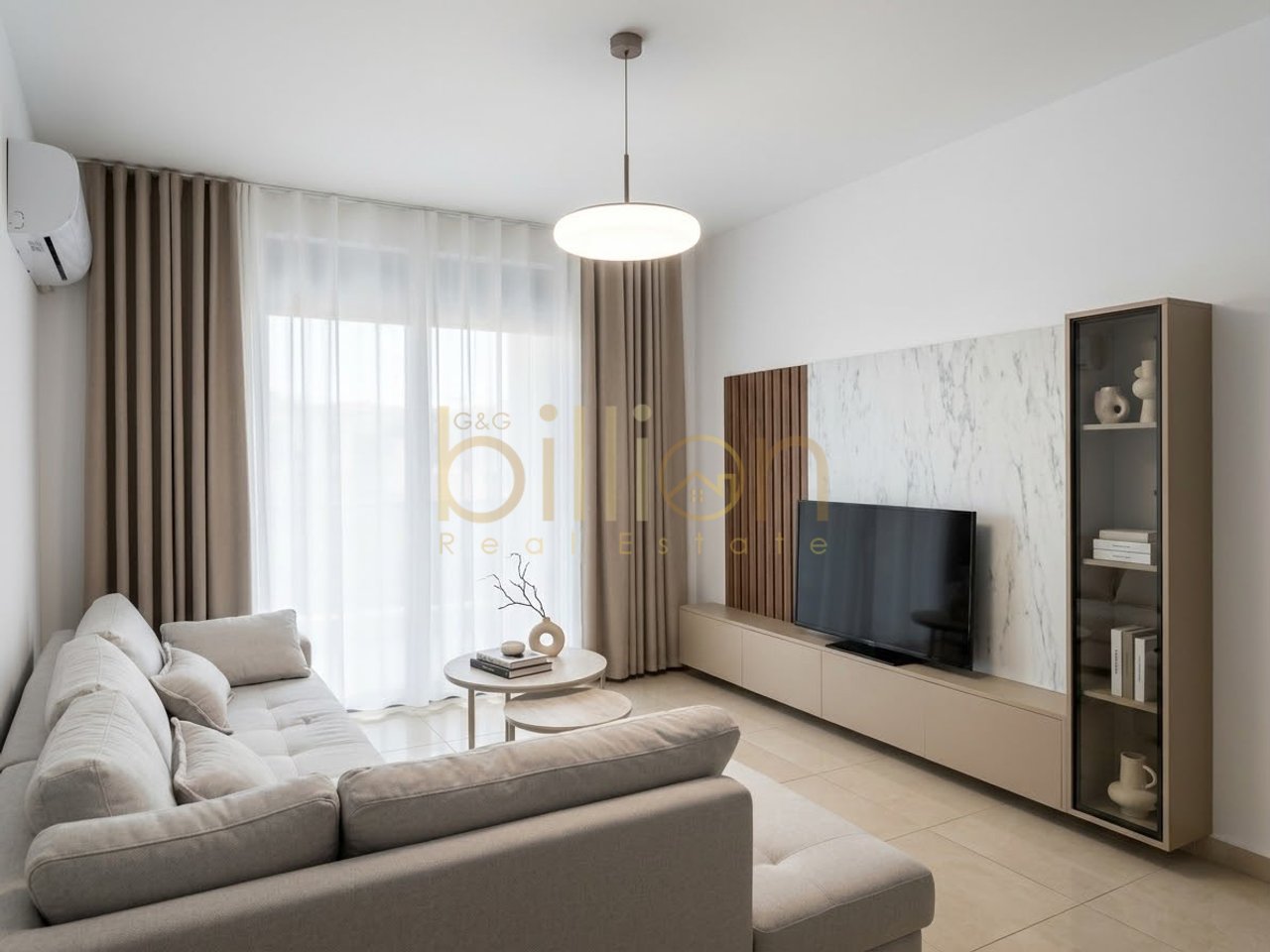 QIRA,APARTAMENT 2+1 TEK RRUGA E DIBRES