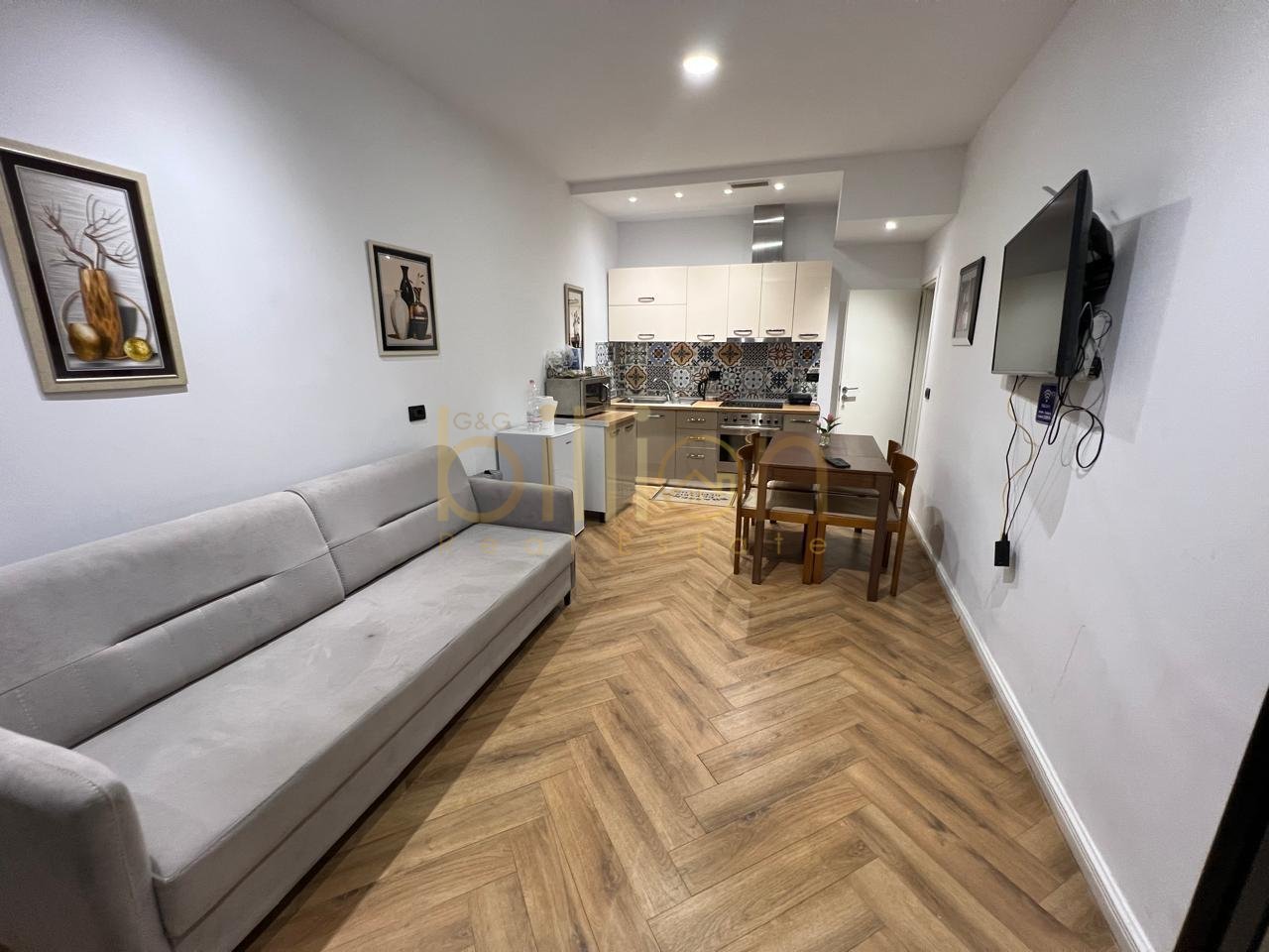DUPLEX IN VENDITA A MYSLYM SHYR