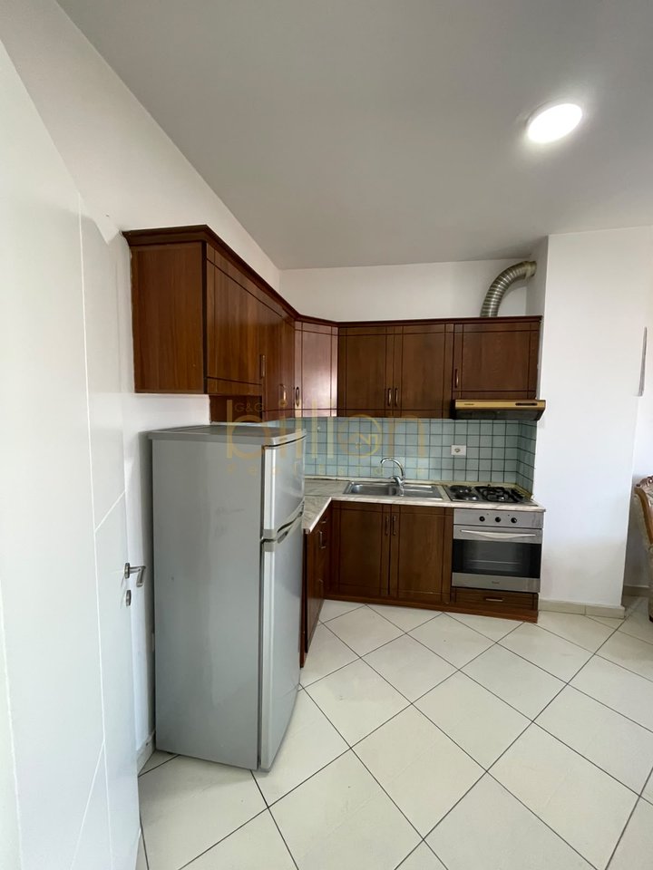 IN VENDITA, APPARTAMENTO 1+1 VICINO A CASA ITALIA