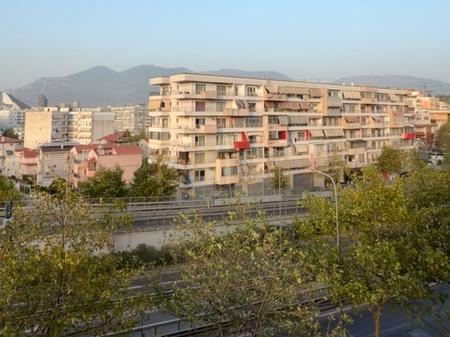 SHITET APARTAMENT 3+1+2 TEK MBIKALIMI I KRISTAL CENTER!
