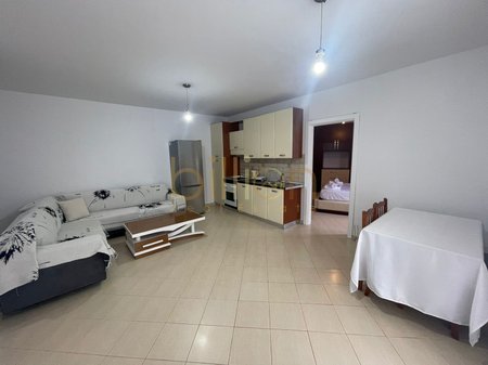 VENDESI APPARTAMENTO 1+1 – FRESK, VICINO AL RISTORANTE FRESKU