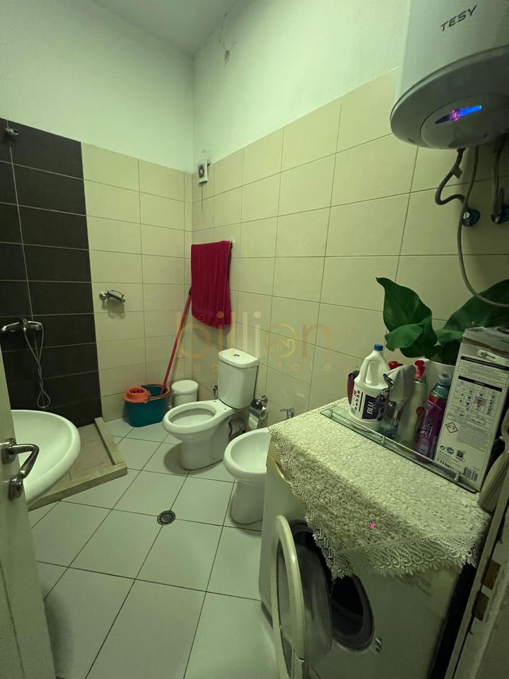 SHITET APARTAMENT 2+1+2,UNAZA E RE,ASTIR