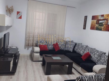 QIRA APARTAMENT 2+1 ,RRUGA MIHAL GRAMENO