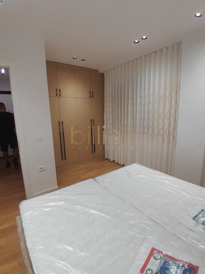 FOR RENT APARTMENT 1+1 AT 21 DHJETORI