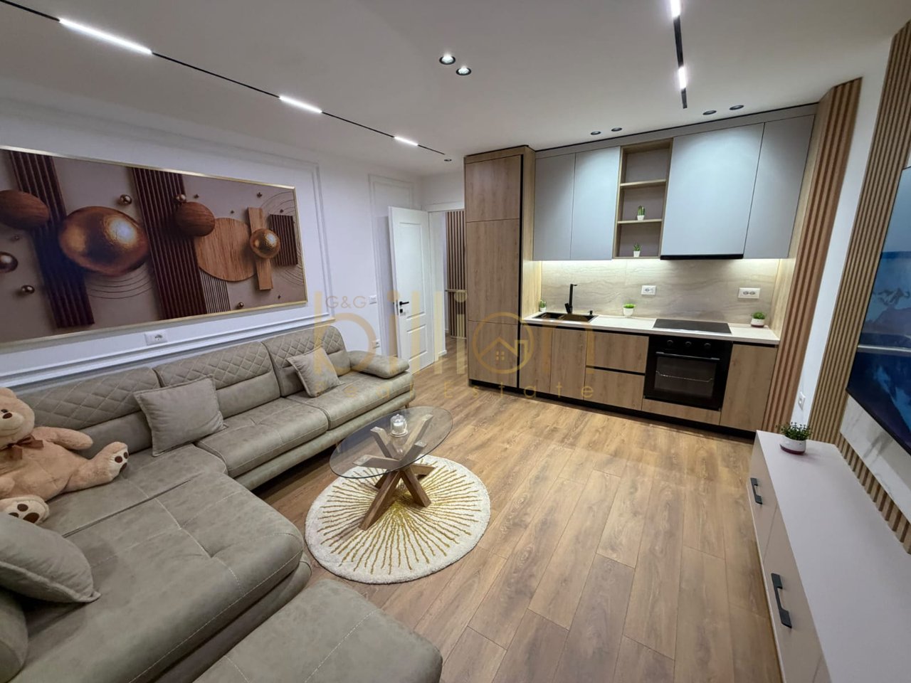 FOR RENT APARTMENT 1+1 AT 21 DHJETORI