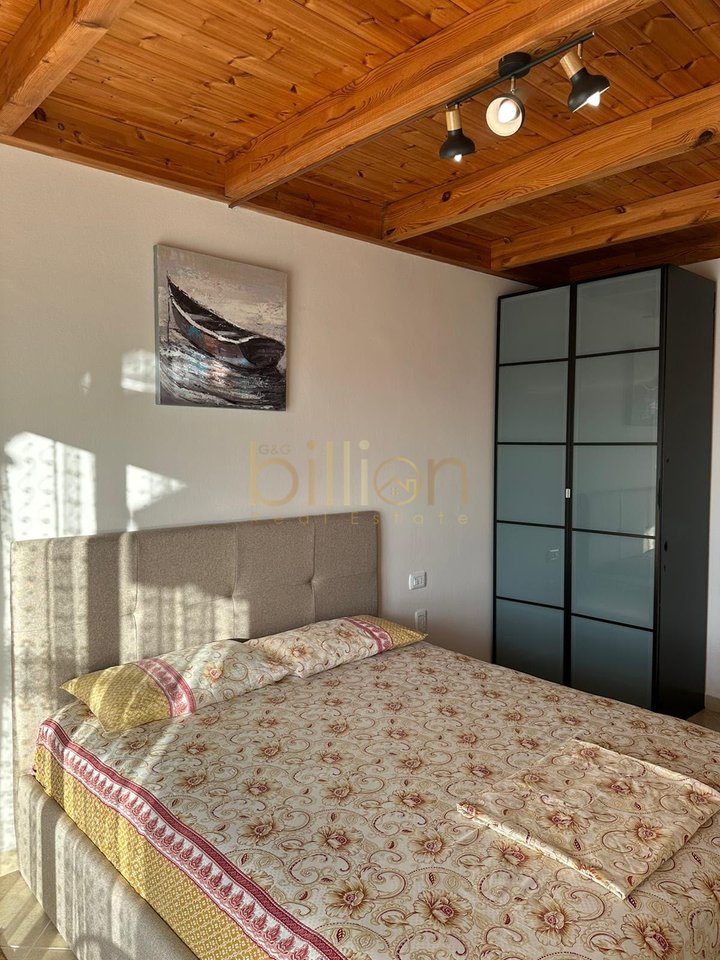 APARTAMENT DUPLEX ME QIRA – FRESK