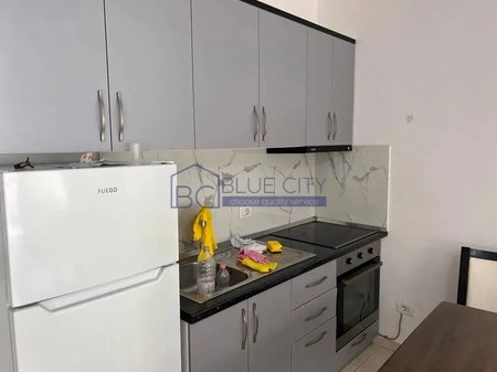 JEPET ME QIRA APARTAMENT 1+1 TEK PALACE!