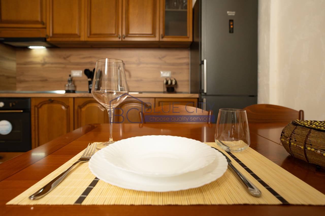 Jepet me qira apartament 2+1 tek Bulevardi Dyrrah!