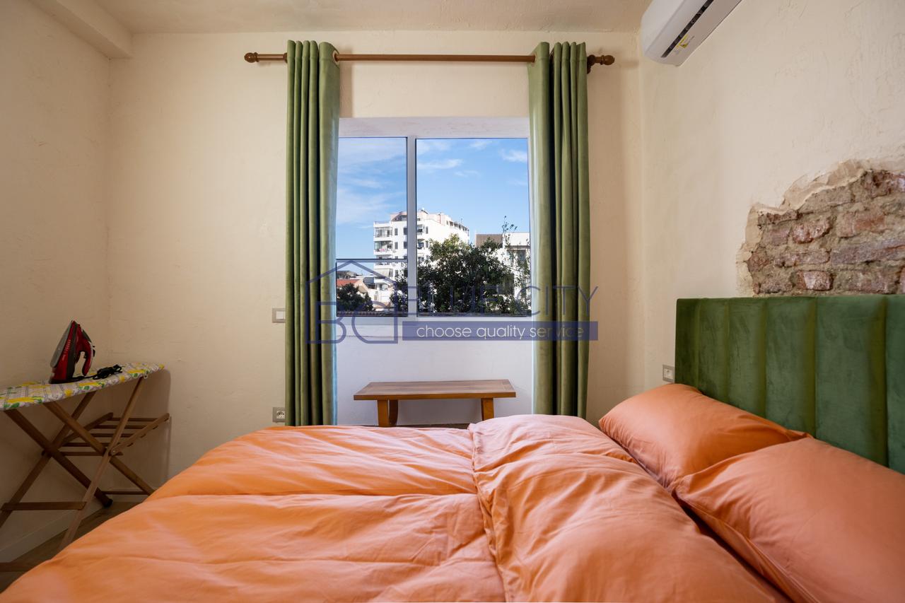 Jepet me qira apartament 2+1 tek Bulevardi Dyrrah!