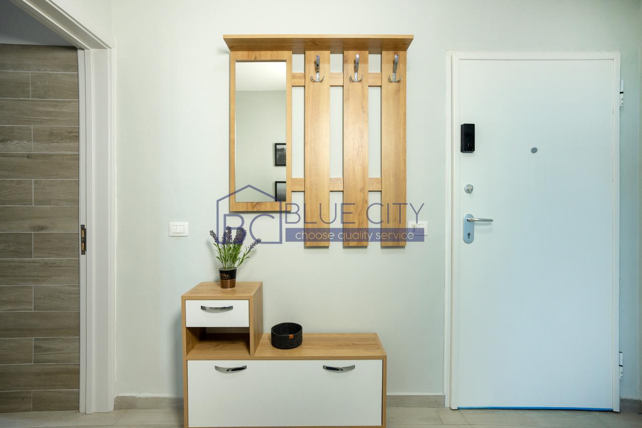 JEPET ME QIRA APARTAMENT 1+1 NE VOLLGA!