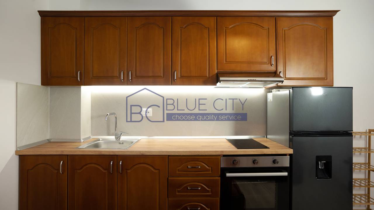 JEPET ME QIRA APARTAMENT 1+1 TEK HOTEL PALACE, PLAZH