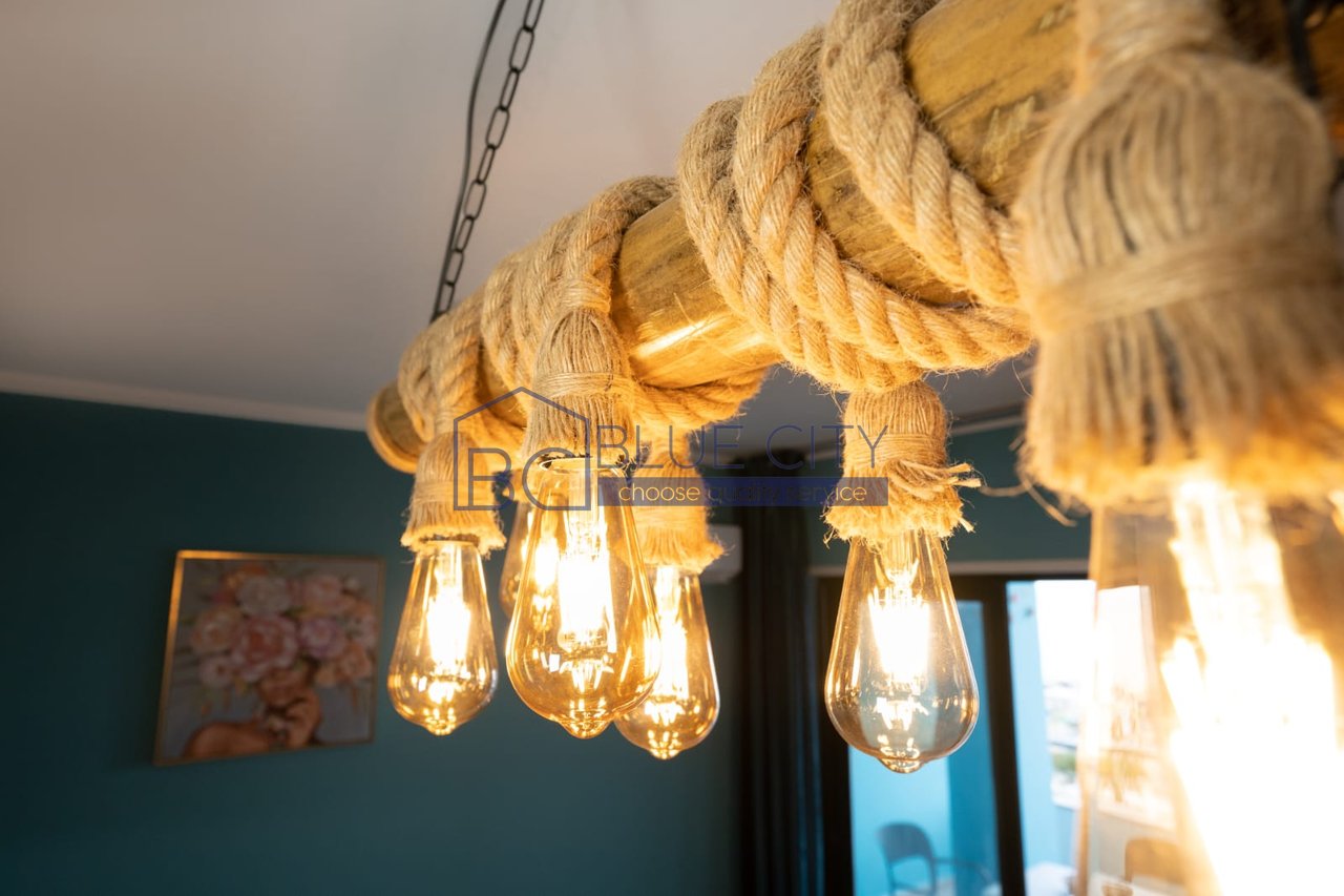 JEPET ME QIRA APARTAMENT ME PAMJE DETI,PLAZH,DURRES!