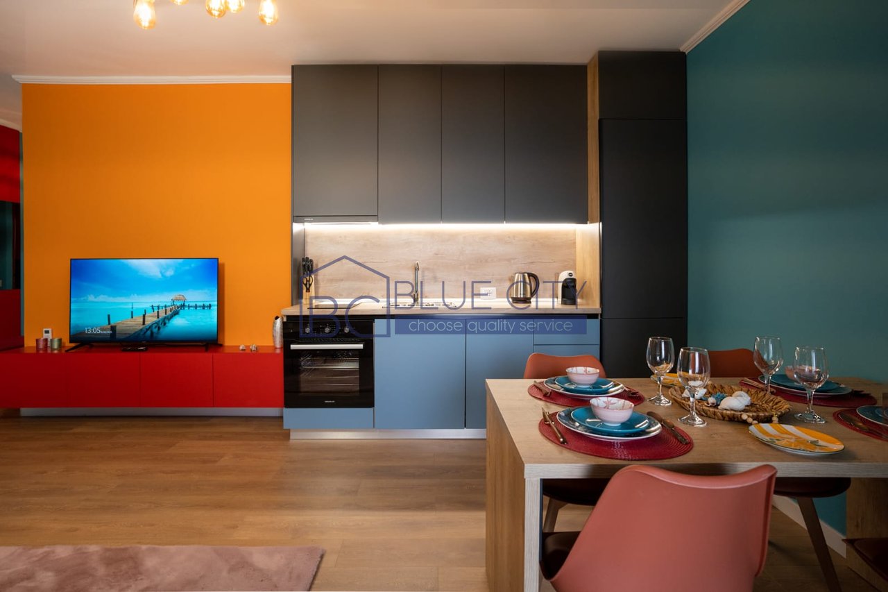 JEPET ME QIRA APARTAMENT ME PAMJE DETI,PLAZH,DURRES!