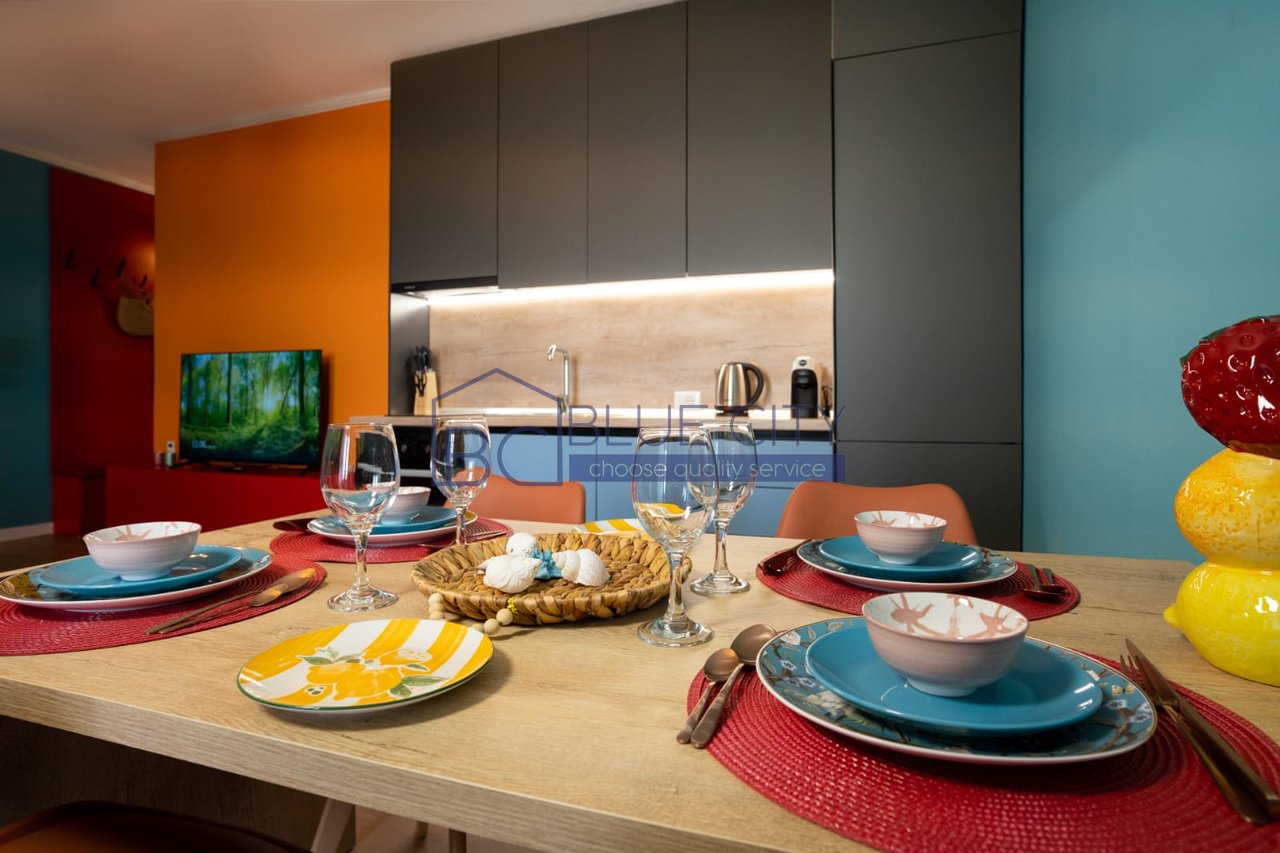 JEPET ME QIRA APARTAMENT ME PAMJE DETI,PLAZH,DURRES!