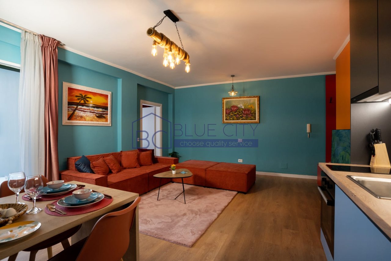 JEPET ME QIRA APARTAMENT ME PAMJE DETI,PLAZH,DURRES!