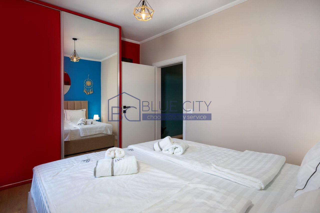 JEPET ME QIRA APARTAMENT ME PAMJE DETI,PLAZH,DURRES!