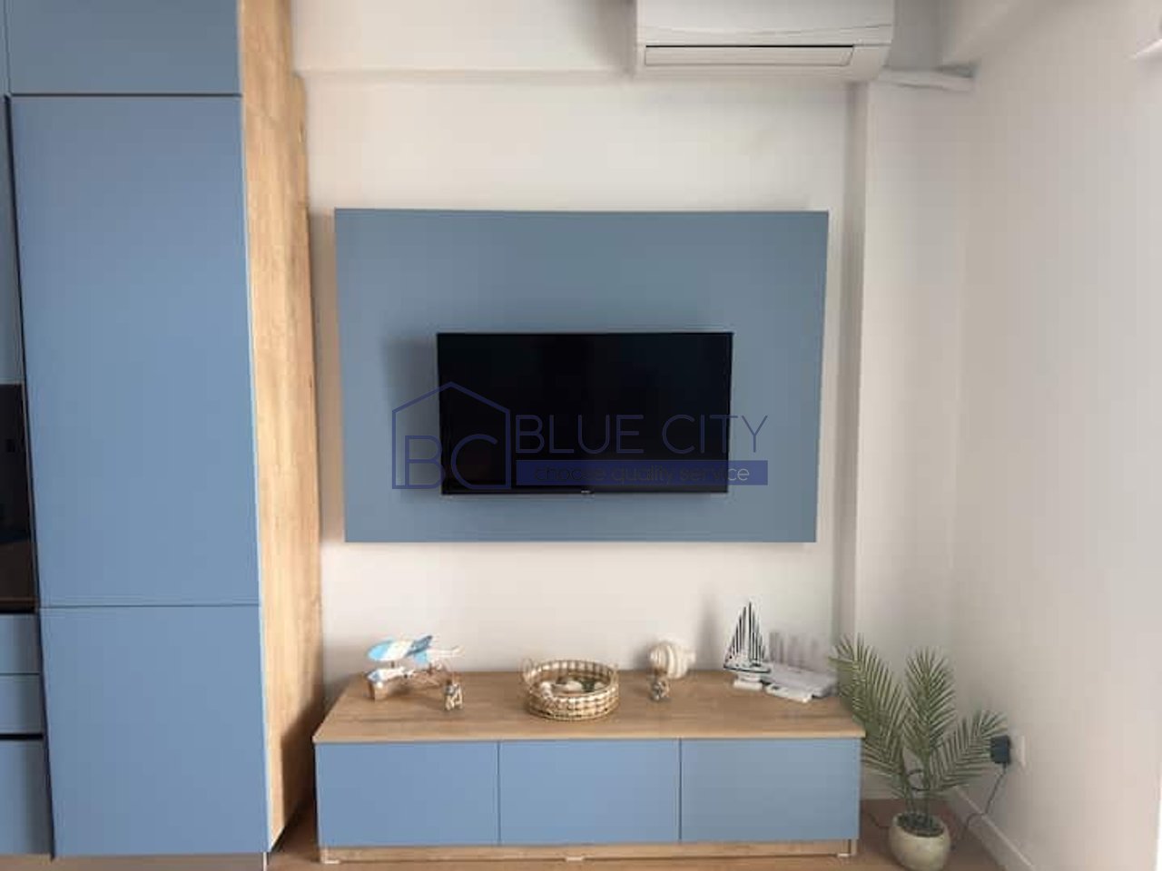 JEPET ME QIRA APARTAMENT ME PAMJE DETI,PLAZH,DURRES!