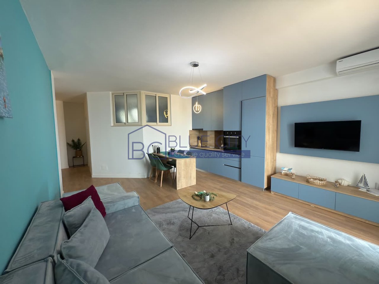 JEPET ME QIRA APARTAMENT ME PAMJE DETI,PLAZH,DURRES!