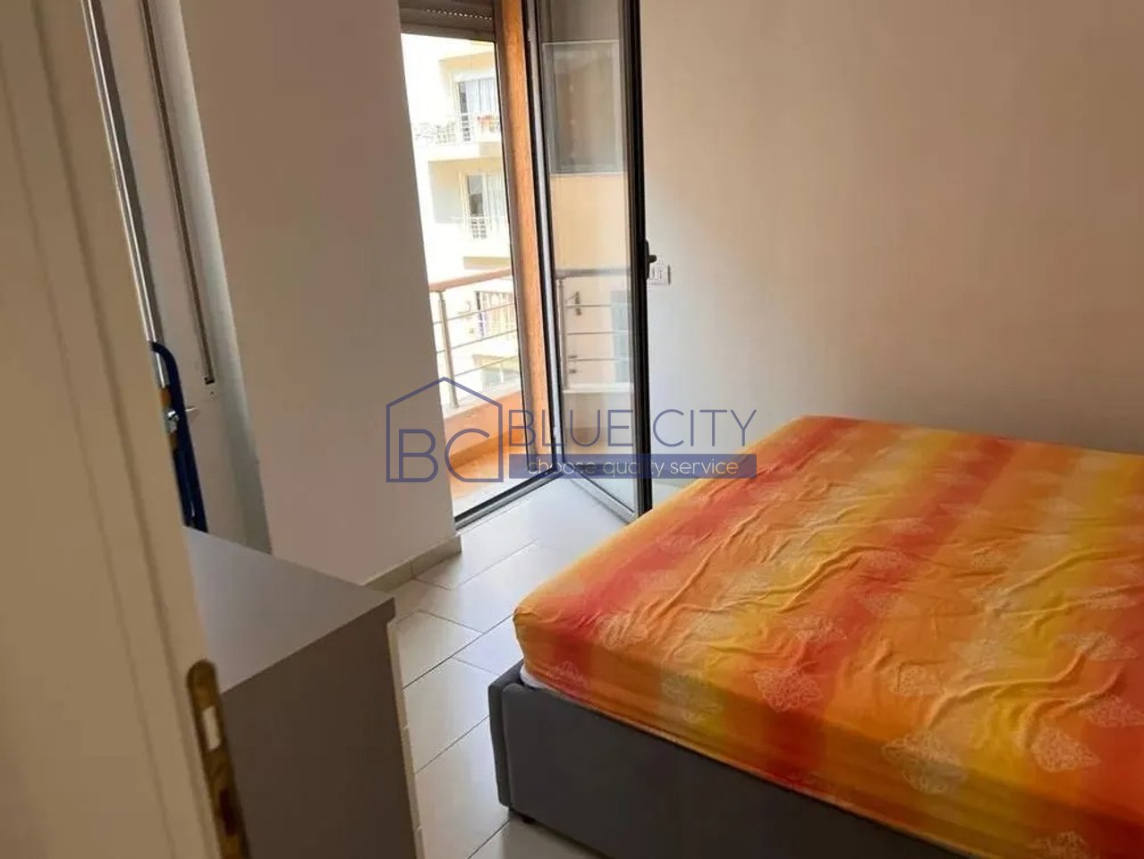 JEPET ME QIRA APARTAMENT 1+1 TEK PALACE!