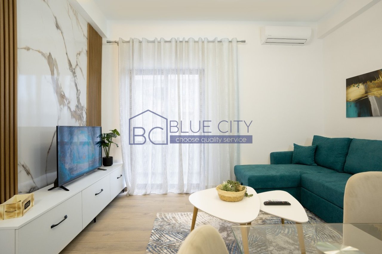 JEPET ME QIRA APARTAMENT 1+1 PRANE PALACE HOTEL NE PLAZH