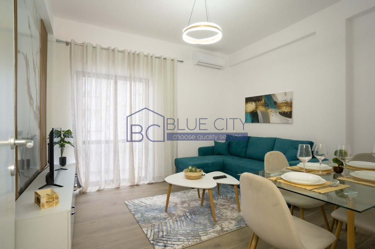 JEPET ME QIRA APARTAMENT 1+1 PRANE PALACE HOTEL NE PLAZH